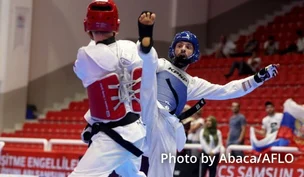 Photograph of taekwondo athletes.