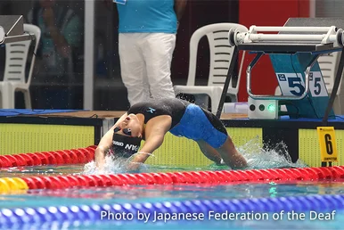 Photograph of a Backstroke swimmer starting on cue.